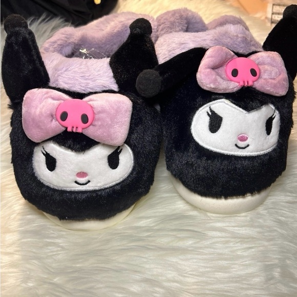 New Kuromi Fuzzy Slippers Size Big Kids 6 - Picture 2 of 5